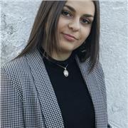 Soy una estudiante del segundo año de Educación Primaria, busco niño/a para dar clases particulares